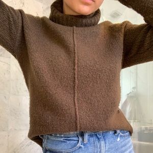 Warm & Soft Turtleneck
